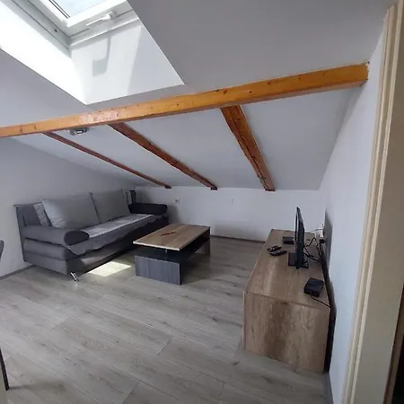 Ivana Apartman Krk Town