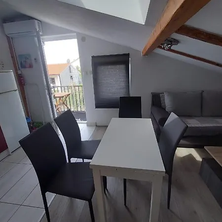 Apartment Ivana Krk Town